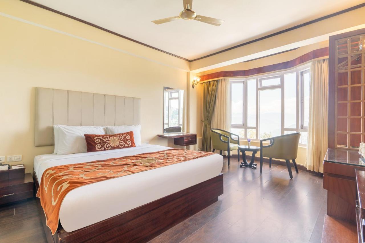 Summit Lillium Hotel & Spa Kalimpong Exterior photo